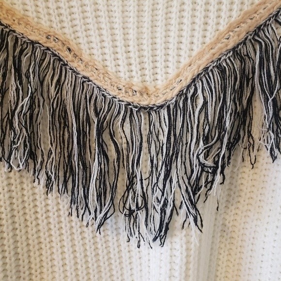 Mustard Seed Ivory Fringe Western Chunky Knit Oversized Boxy Rodeo Sweater Med - Picture 3 of 8